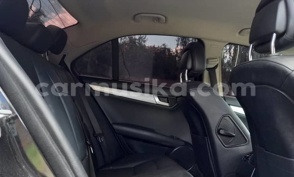 Buy Used Mercedes-Benz C-Classe Black Car in Harare in Harare Buy Used Mercedes-Benz C-Classe Black Car in Harare in Harare