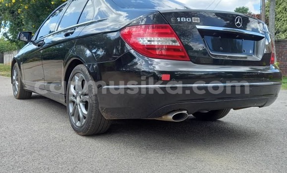 Buy Used Mercedes-Benz C-Classe Black Car in Harare in Harare Buy Used Mercedes-Benz C-Classe Black Car in Harare in Harare