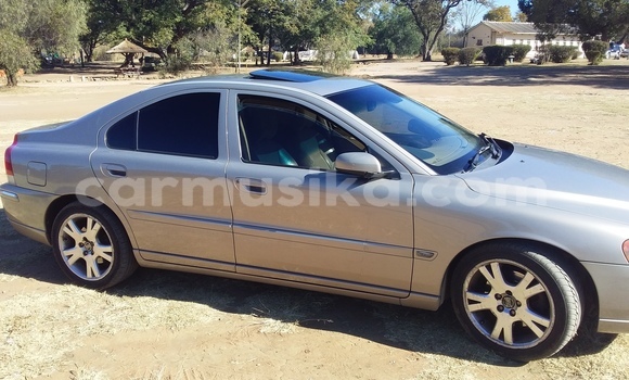 Nunua Ilio tumika Volvo S60 Nyingine Gari ndani ya Masvingo nchini Masvingo