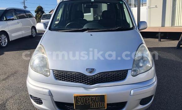 Acheter Occasion Voiture Toyota FunCargo Gris à Beitbridge, Matabeleland South Acheter Occasion Voiture Toyota FunCargo Gris à Beitbridge, Matabeleland South