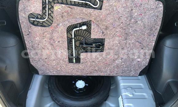 Acheter Occasion Voiture Toyota FunCargo Gris à Beitbridge, Matabeleland South Acheter Occasion Voiture Toyota FunCargo Gris à Beitbridge, Matabeleland South