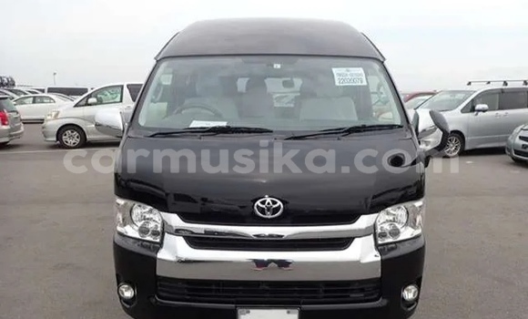 Buy Import Toyota Hiace Black Car in Beitbridge in Matabeleland South Buy Import Toyota Hiace Black Car in Beitbridge in Matabeleland South