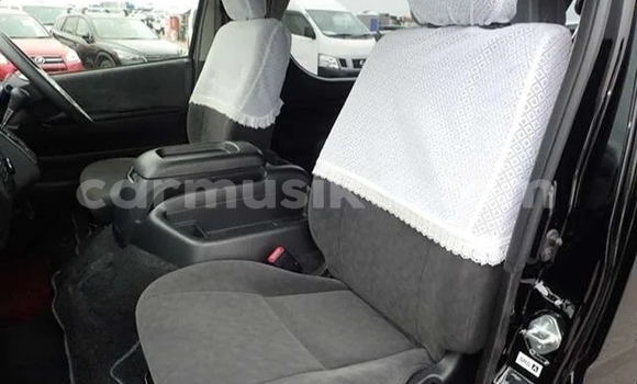 Buy Import Toyota Hiace Black Car in Beitbridge in Matabeleland South Buy Import Toyota Hiace Black Car in Beitbridge in Matabeleland South