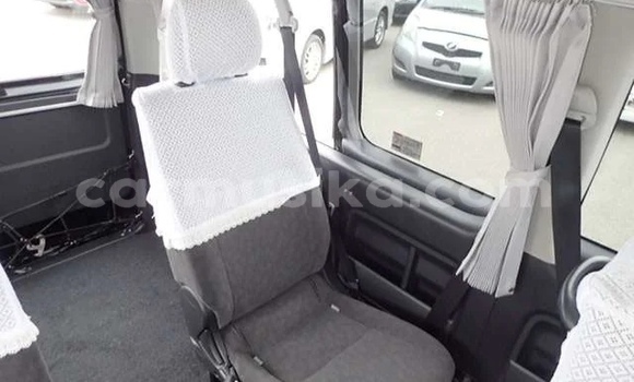 Buy Import Toyota Hiace Black Car in Beitbridge in Matabeleland South Buy Import Toyota Hiace Black Car in Beitbridge in Matabeleland South