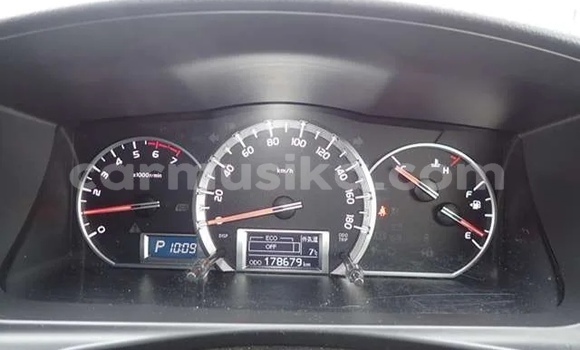 Buy Import Toyota Hiace Black Car in Beitbridge in Matabeleland South Buy Import Toyota Hiace Black Car in Beitbridge in Matabeleland South