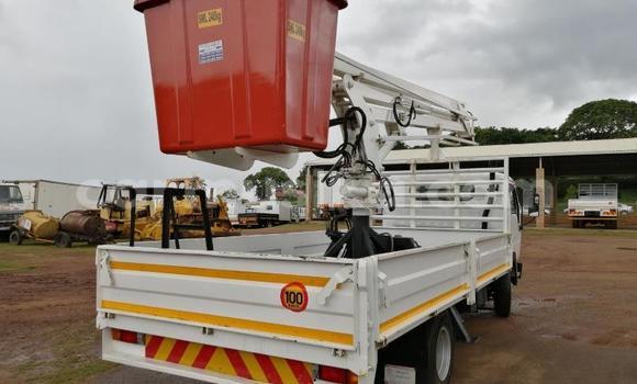 Buy Used Nissan UD White Truck in Beitbridge in Matabeleland South Buy Used Nissan UD White Truck in Beitbridge in Matabeleland South