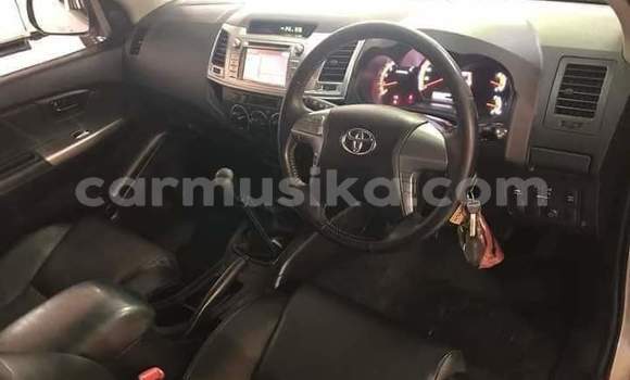 Acheter Occasion Voiture Toyota Hilux Marron à Beitbridge, Matabeleland South Acheter Occasion Voiture Toyota Hilux Marron à Beitbridge, Matabeleland South