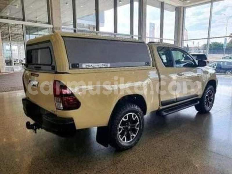 Big with watermark toyota hilux matabeleland south beitbridge 28623