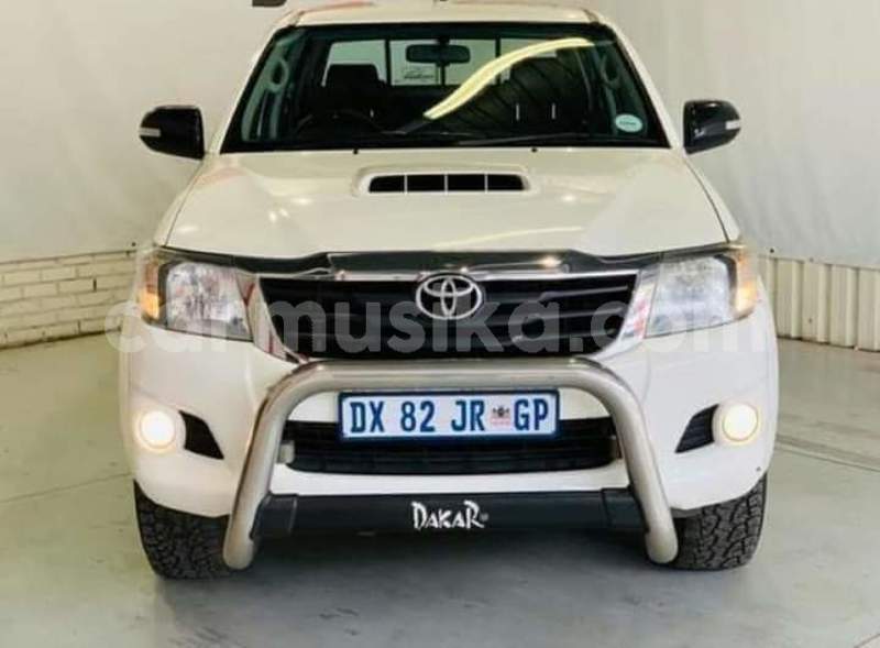 Big with watermark toyota hilux matabeleland south beitbridge 28624