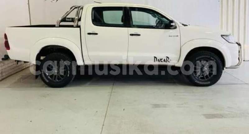 Big with watermark toyota hilux matabeleland south beitbridge 28624