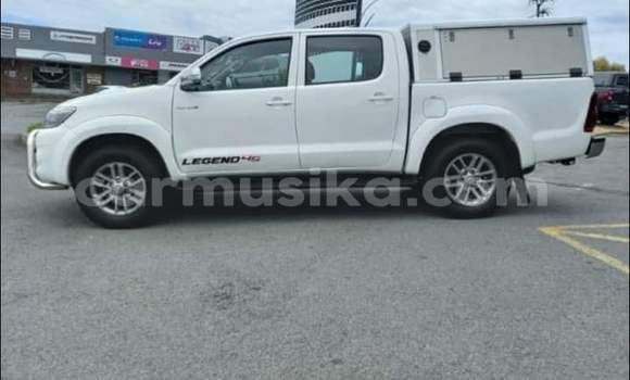 Acheter Occasion Voiture Toyota Hilux Blanc à Beitbridge, Matabeleland South Acheter Occasion Voiture Toyota Hilux Blanc à Beitbridge, Matabeleland South