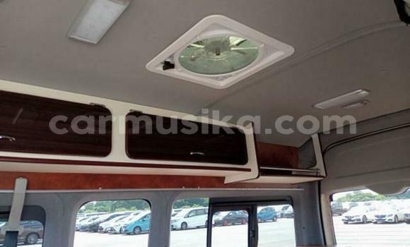 Buy Used Toyota Hiace Brown Car in Beitbridge in Matabeleland South Buy Used Toyota Hiace Brown Car in Beitbridge in Matabeleland South