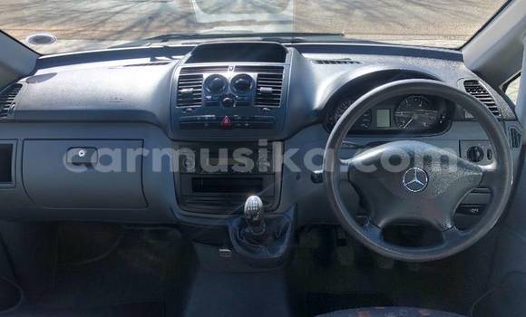 Tenga Tsaru Mercedes‒Benz Vito Chena Mota in Beitbridge in Matabeleland South Tenga Tsaru Mercedes‒Benz Vito Chena Mota in Beitbridge in Matabeleland South