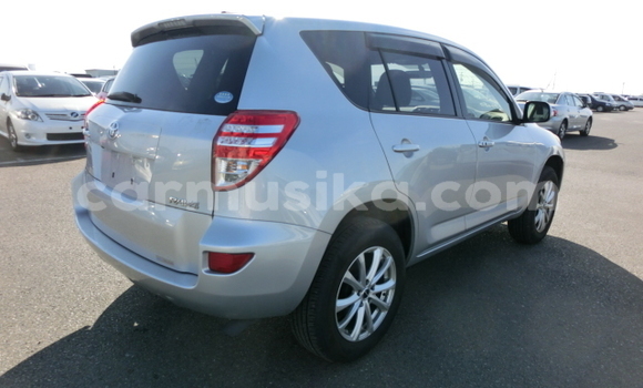 Nunua Ilio tumika Toyota RAV4 Nyingine Gari ndani ya Beitbridge nchini Matabeleland Kusini Nunua Ilio tumika Toyota RAV4 Nyingine Gari ndani ya Beitbridge nchini Matabeleland Kusini