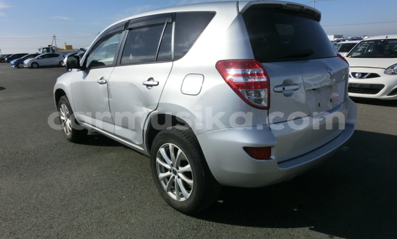 Nunua Ilio tumika Toyota RAV4 Nyingine Gari ndani ya Beitbridge nchini Matabeleland Kusini Nunua Ilio tumika Toyota RAV4 Nyingine Gari ndani ya Beitbridge nchini Matabeleland Kusini