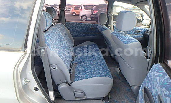 Buy Used Toyota Ipsum Silver Car in Beitbridge in Matabeleland South Buy Used Toyota Ipsum Silver Car in Beitbridge in Matabeleland South