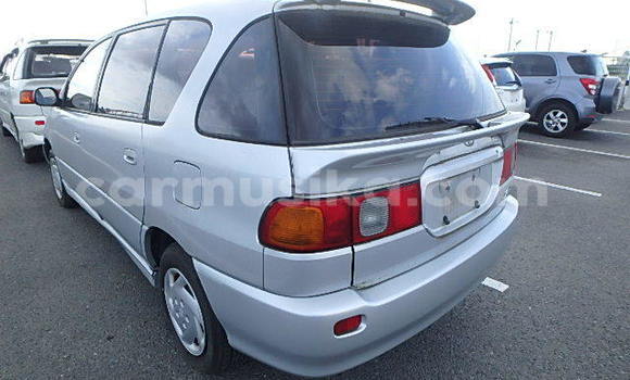Buy Used Toyota Ipsum Silver Car in Beitbridge in Matabeleland South Buy Used Toyota Ipsum Silver Car in Beitbridge in Matabeleland South