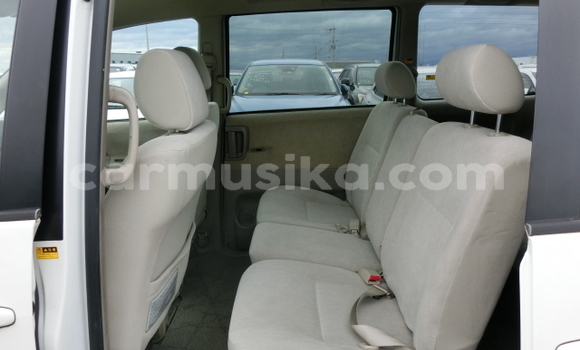 Buy Used Toyota Noah White Car in Beitbridge in Matabeleland South Buy Used Toyota Noah White Car in Beitbridge in Matabeleland South