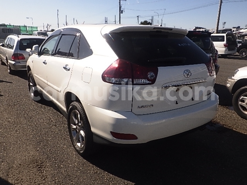 Big with watermark toyota harrier matabeleland south beitbridge 28642