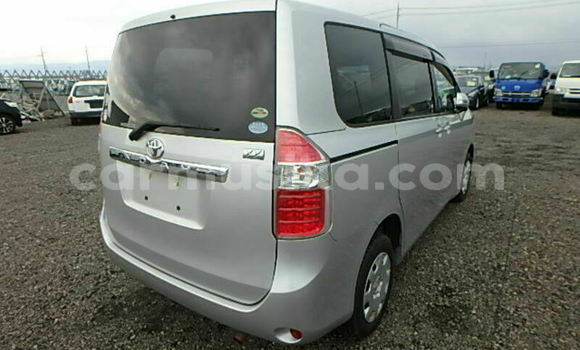 Tenga Tsaru Toyota Noah Sirivha Mota in Beitbridge in Matabeleland South Tenga Tsaru Toyota Noah Sirivha Mota in Beitbridge in Matabeleland South