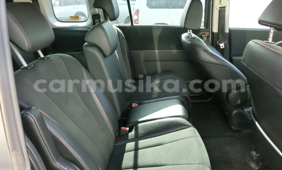 Nunua Ilio tumika Mazda Premacy Nyeupe Gari ndani ya Beitbridge nchini Matabeleland Kusini Nunua Ilio tumika Mazda Premacy Nyeupe Gari ndani ya Beitbridge nchini Matabeleland Kusini