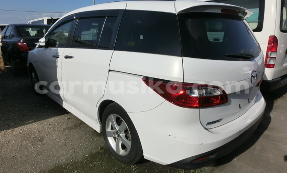 Nunua Ilio tumika Mazda Premacy Nyeupe Gari ndani ya Beitbridge nchini Matabeleland Kusini Nunua Ilio tumika Mazda Premacy Nyeupe Gari ndani ya Beitbridge nchini Matabeleland Kusini