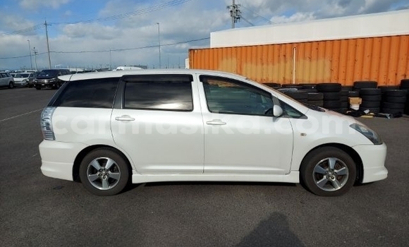 Acheter Occasion Voiture Toyota Wish Blanc à Beitbridge, Matabeleland South Acheter Occasion Voiture Toyota Wish Blanc à Beitbridge, Matabeleland South