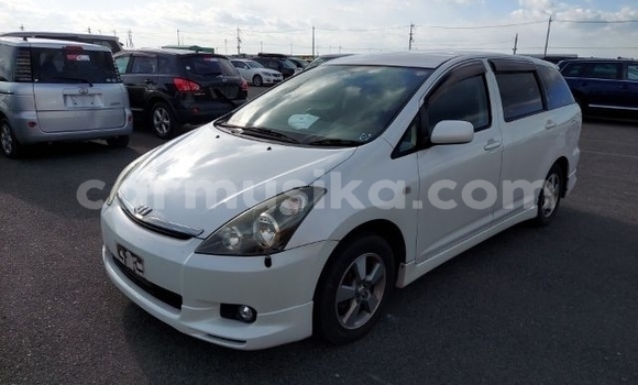 Acheter Occasion Voiture Toyota Wish Blanc à Beitbridge, Matabeleland South Acheter Occasion Voiture Toyota Wish Blanc à Beitbridge, Matabeleland South