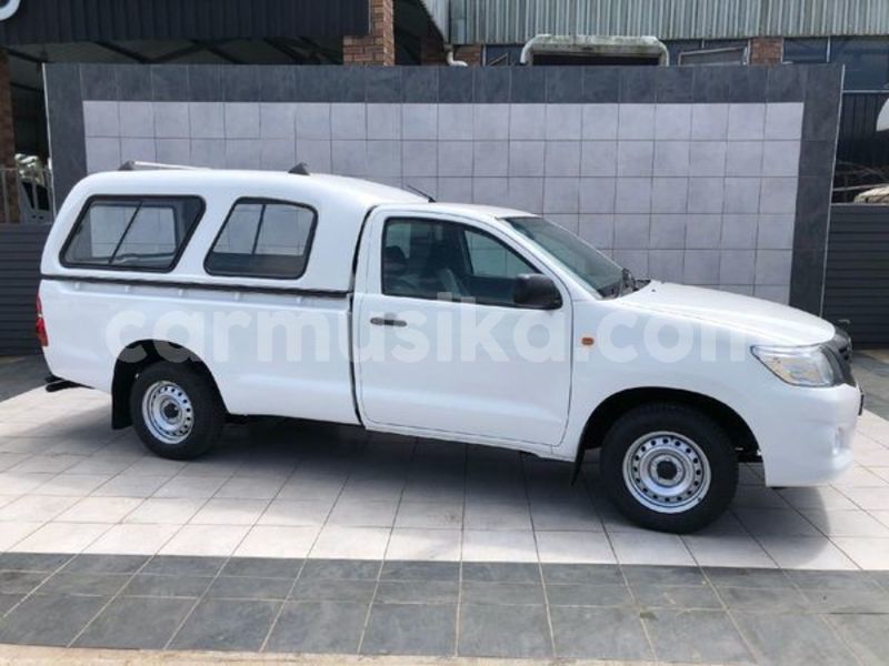 Big with watermark toyota hilux matabeleland south beitbridge 28653