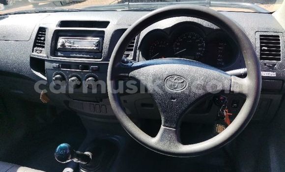 Acheter Occasion Voiture Toyota Hilux Blanc à Beitbridge, Matabeleland South Acheter Occasion Voiture Toyota Hilux Blanc à Beitbridge, Matabeleland South