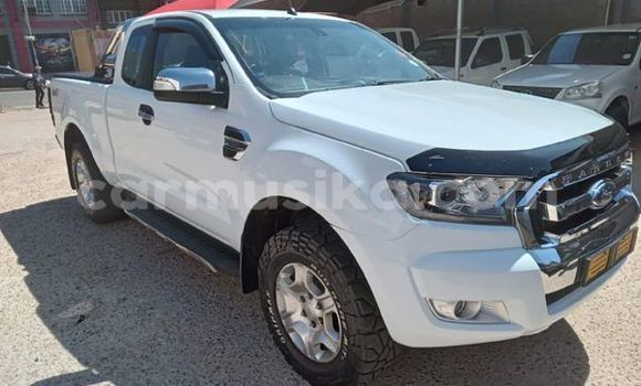 Tenga Tsaru FORD MUSTANG Chena Mota in Beitbridge in Matabeleland South Tenga Tsaru FORD MUSTANG Chena Mota in Beitbridge in Matabeleland South