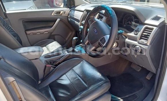 Tenga Tsaru FORD MUSTANG Chena Mota in Beitbridge in Matabeleland South Tenga Tsaru FORD MUSTANG Chena Mota in Beitbridge in Matabeleland South