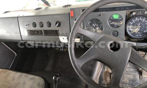 Buy Used Mercedes‒Benz Truck White Truck in Beitbridge in Matabeleland South Buy Used Mercedes‒Benz Truck White Truck in Beitbridge in Matabeleland South