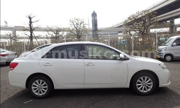 Acheter Occasion Voiture Toyota Allion Blanc à Beitbridge, Matabeleland South Acheter Occasion Voiture Toyota Allion Blanc à Beitbridge, Matabeleland South