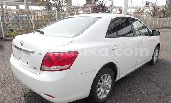 Acheter Occasion Voiture Toyota Allion Blanc à Beitbridge, Matabeleland South Acheter Occasion Voiture Toyota Allion Blanc à Beitbridge, Matabeleland South