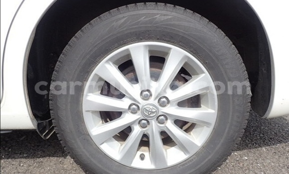 Acheter Occasion Voiture Toyota Allion Blanc à Beitbridge, Matabeleland South Acheter Occasion Voiture Toyota Allion Blanc à Beitbridge, Matabeleland South
