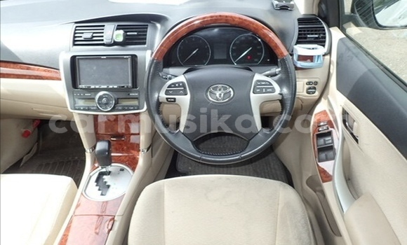 Acheter Occasion Voiture Toyota Allion Blanc à Beitbridge, Matabeleland South Acheter Occasion Voiture Toyota Allion Blanc à Beitbridge, Matabeleland South