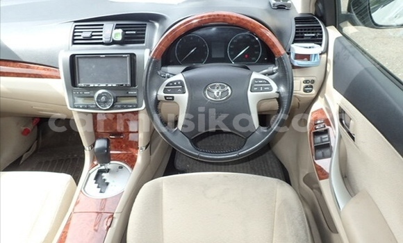 Acheter Occasion Voiture Toyota Allion Blanc à Beitbridge, Matabeleland South Acheter Occasion Voiture Toyota Allion Blanc à Beitbridge, Matabeleland South