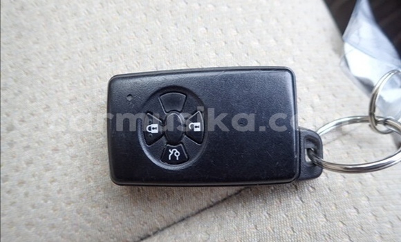 Acheter Occasion Voiture Toyota Allion Blanc à Beitbridge, Matabeleland South Acheter Occasion Voiture Toyota Allion Blanc à Beitbridge, Matabeleland South