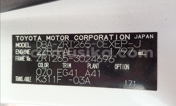 Acheter Occasion Voiture Toyota Allion Blanc à Beitbridge, Matabeleland South Acheter Occasion Voiture Toyota Allion Blanc à Beitbridge, Matabeleland South