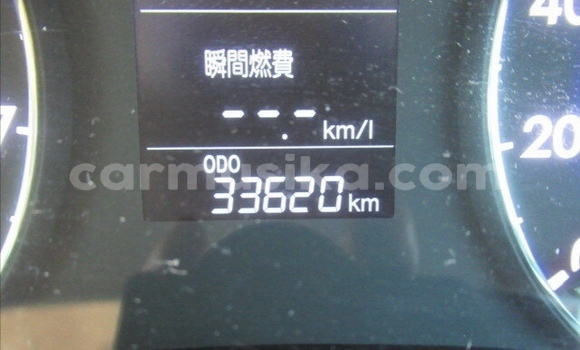 Acheter Occasion Voiture Toyota Allion Blanc à Beitbridge, Matabeleland South Acheter Occasion Voiture Toyota Allion Blanc à Beitbridge, Matabeleland South