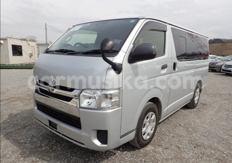 Big with watermark toyota hiace matabeleland south beitbridge 28664