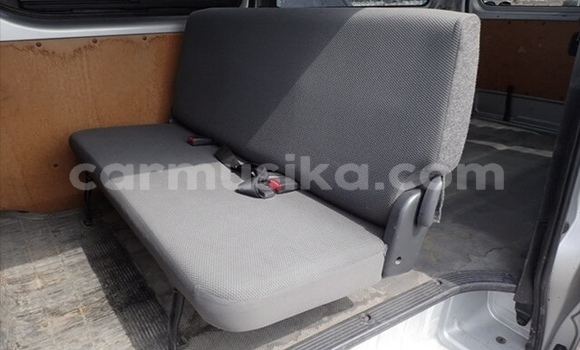 Acheter Occasion Voiture Toyota Hiace Gris à Beitbridge, Matabeleland South Acheter Occasion Voiture Toyota Hiace Gris à Beitbridge, Matabeleland South