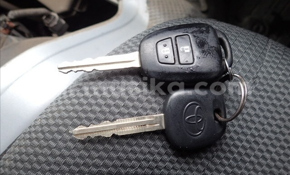 Acheter Occasion Voiture Toyota Hiace Gris à Beitbridge, Matabeleland South Acheter Occasion Voiture Toyota Hiace Gris à Beitbridge, Matabeleland South