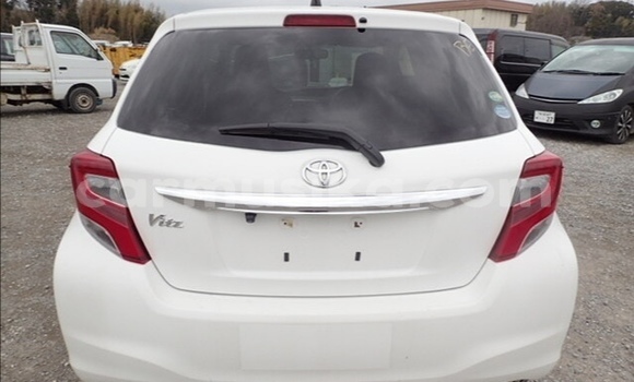 Acheter Occasion Voiture Toyota Wish Blanc à Beitbridge, Matabeleland South Acheter Occasion Voiture Toyota Wish Blanc à Beitbridge, Matabeleland South