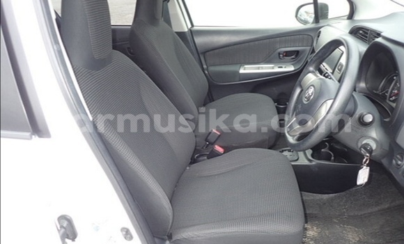 Acheter Occasion Voiture Toyota Wish Blanc à Beitbridge, Matabeleland South Acheter Occasion Voiture Toyota Wish Blanc à Beitbridge, Matabeleland South