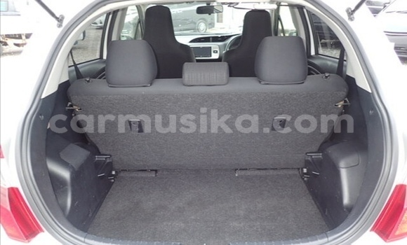 Acheter Occasion Voiture Toyota Wish Blanc à Beitbridge, Matabeleland South Acheter Occasion Voiture Toyota Wish Blanc à Beitbridge, Matabeleland South