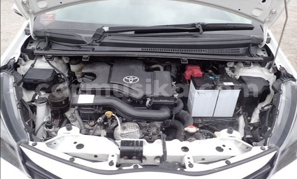 Acheter Occasion Voiture Toyota Wish Blanc à Beitbridge, Matabeleland South Acheter Occasion Voiture Toyota Wish Blanc à Beitbridge, Matabeleland South