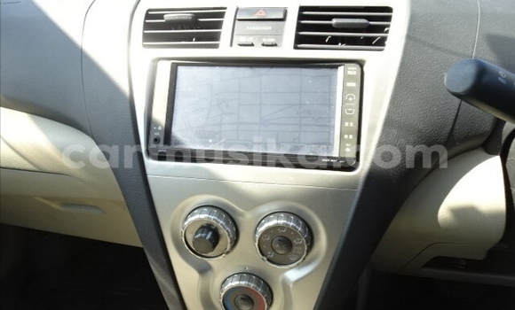 Acheter Occasion Voiture Toyota Belta Rouge à Beitbridge, Matabeleland South Acheter Occasion Voiture Toyota Belta Rouge à Beitbridge, Matabeleland South