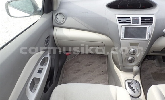 Acheter Occasion Voiture Toyota Belta Rouge à Beitbridge, Matabeleland South Acheter Occasion Voiture Toyota Belta Rouge à Beitbridge, Matabeleland South